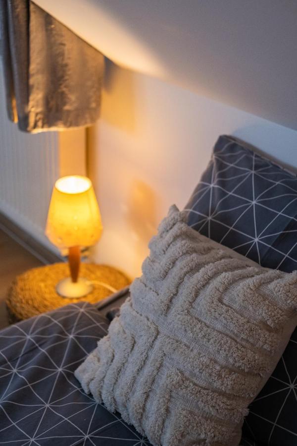 Sziklai Apartman Veszprem Ngoại thất bức ảnh