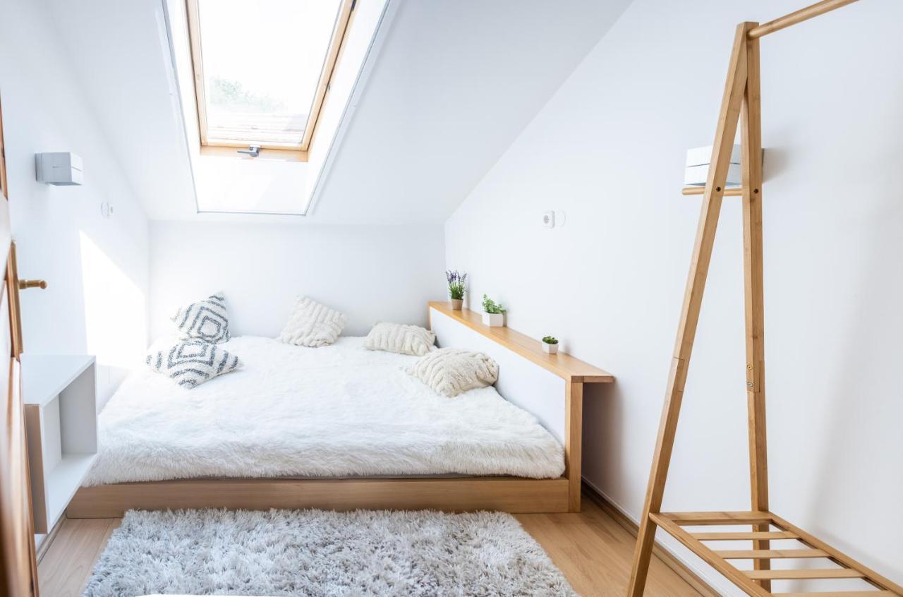 Sziklai Apartman Veszprem Ngoại thất bức ảnh