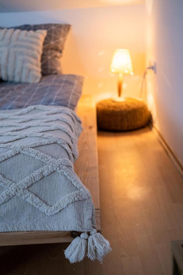 Sziklai Apartman Veszprem Ngoại thất bức ảnh